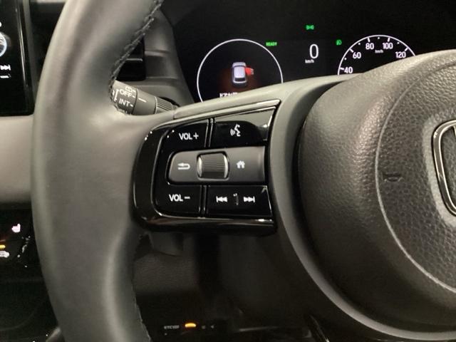 ヴェゼル ｅ：ＨＥＶＺ　クルコン　障害物センサー　ＢＳＭ　ＥＴＣ２．０　電動リアゲート　シートヒーター　衝突回避支援ブレーキ機能　スマキ　Ｐトランク　フルオートエアコン　エアバッグ　両席エアバック　Ｒカメ　パワーウィンドウ（31枚目）