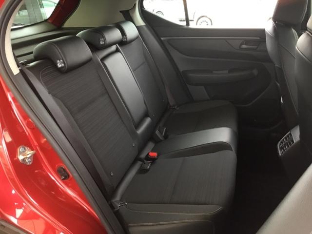 ＷＲ－Ｖ Ｚ＋　デモカー　クルコン　バックカメラ　純正ナビ　ＥＴＣ　前後ドラレコ　クリソナ　追突軽減ブレーキ　フルセグテレビ　サイドエアバッグ　禁煙　ＵＳＢ　盗難防止システム　運転席エアバッグ　Ｂカメラ　横滑り防止（13枚目）