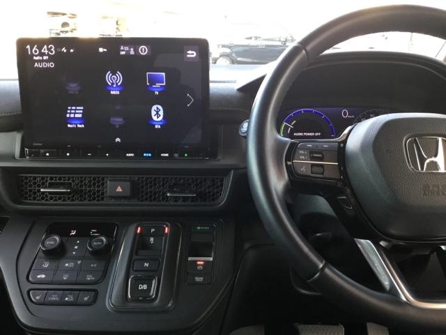 ステップワゴン e:HEVスパーダプレミアムライン 全周囲カメラ 純正ナビ 後席モニター ETC 前後ドラレコ マルチカメラ Pテールゲート Wエアコン 両側自動ドア Fセグ USB接続 クリアランスソナ クルーズC 助手席エアバッグ スマートK(3枚目)