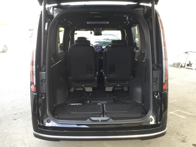 ステップワゴン e:HEVスパーダプレミアムライン 全周囲カメラ 純正ナビ 後席モニター ETC 前後ドラレコ マルチカメラ Pテールゲート Wエアコン 両側自動ドア Fセグ USB接続 クリアランスソナ クルーズC 助手席エアバッグ スマートK(9枚目)