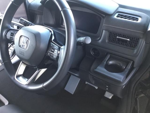 ステップワゴン e:HEVスパーダプレミアムライン 全周囲カメラ 純正ナビ 後席モニター ETC 前後ドラレコ マルチカメラ Pテールゲート Wエアコン 両側自動ドア Fセグ USB接続 クリアランスソナ クルーズC 助手席エアバッグ スマートK(32枚目)