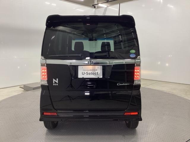 N-BOXカスタム G・Lパッケージ 片側電動スライドドア 社外ナビ フルセグ アイドリングストップ車 ナビ・TV スマキ- フロントベンチシート 地デジTV パワーウィンドウ 片側電動両側スライドドア 盗難防止システム オートエアコン(9枚目)