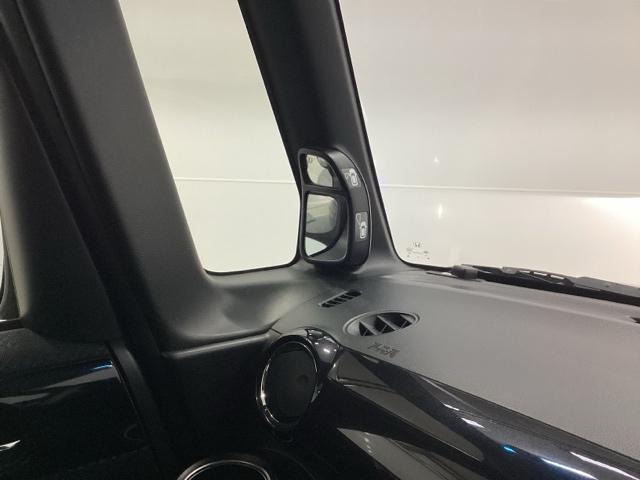 N-BOXカスタム G・Lパッケージ 片側電動スライドドア 社外ナビ フルセグ アイドリングストップ車 ナビ・TV スマキ- フロントベンチシート 地デジTV パワーウィンドウ 片側電動両側スライドドア 盗難防止システム オートエアコン(13枚目)