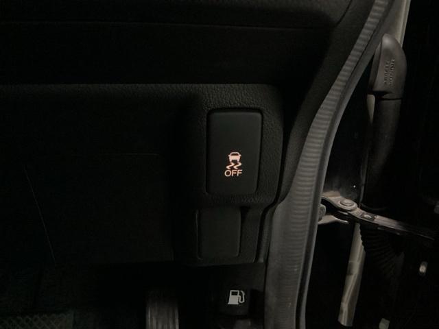 N-BOXカスタム G・Lパッケージ 片側電動スライドドア 社外ナビ フルセグ アイドリングストップ車 ナビ・TV スマキ- フロントベンチシート 地デジTV パワーウィンドウ 片側電動両側スライドドア 盗難防止システム オートエアコン(30枚目)