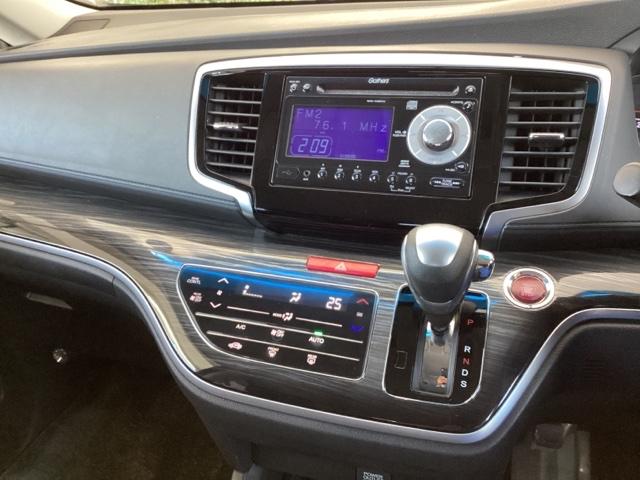 オデッセイ アブソルート　ディスプレイオーディオ　ＣＤ　スマートキー＆プッシュスタート　盗難防止　クルーズＣ　エアロ　ＬＥＤヘッドランプ　運転席エアバック　パワーステアリング　記録簿　両側スライド片側電動ドア　Ｗエアバッグ（6枚目）