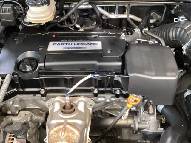 オデッセイ アブソルート　ディスプレイオーディオ　ＣＤ　スマートキー＆プッシュスタート　盗難防止　クルーズＣ　エアロ　ＬＥＤヘッドランプ　運転席エアバック　パワーステアリング　記録簿　両側スライド片側電動ドア　Ｗエアバッグ（16枚目）