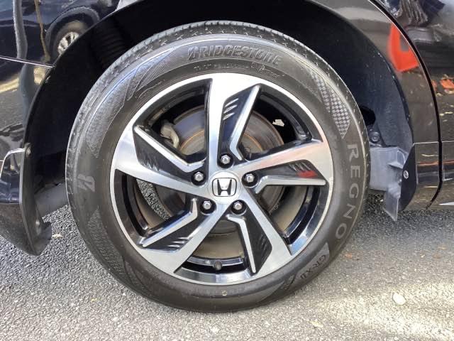 オデッセイ アブソルート　ディスプレイオーディオ　ＣＤ　スマートキー＆プッシュスタート　盗難防止　クルーズＣ　エアロ　ＬＥＤヘッドランプ　運転席エアバック　パワーステアリング　記録簿　両側スライド片側電動ドア　Ｗエアバッグ（21枚目）