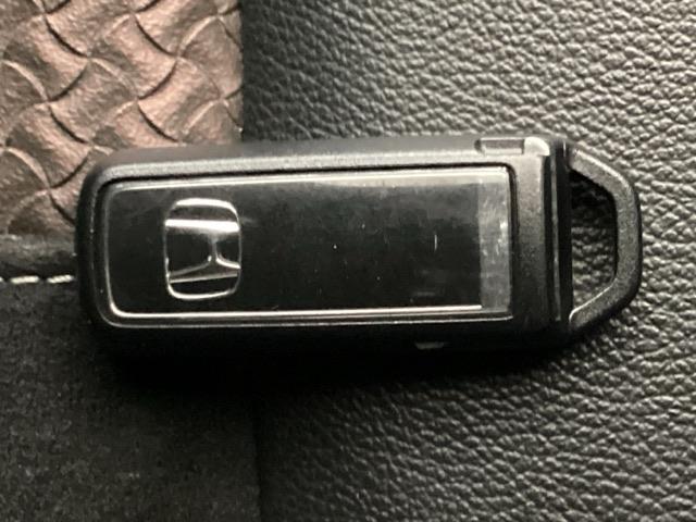 N-BOXカスタム G・Lターボホンダセンシング 両側電動スライドドア バックカメラ 純正ナビ フルセグ ETC パドルシフト 両側PWスライドドア Bモニタ Iストップ セキュリティー USB接続 クルーズコントロール ナビTV キーレスエントリー(20枚目)