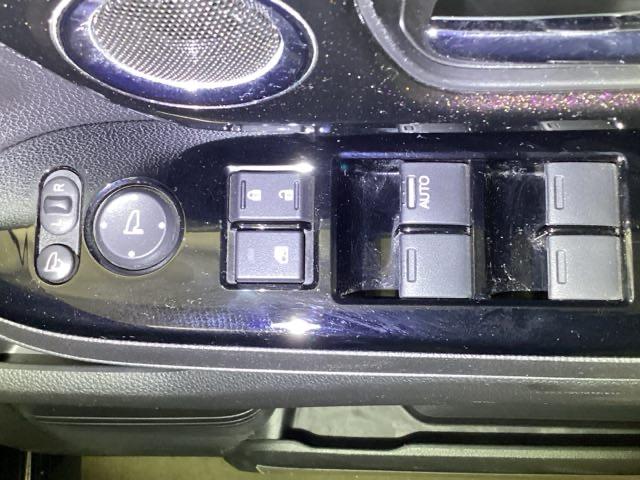 N-BOXカスタム G・Lターボホンダセンシング 両側電動スライドドア バックカメラ 純正ナビ フルセグ ETC パドルシフト 両側PWスライドドア Bモニタ Iストップ セキュリティー USB接続 クルーズコントロール ナビTV キーレスエントリー(31枚目)