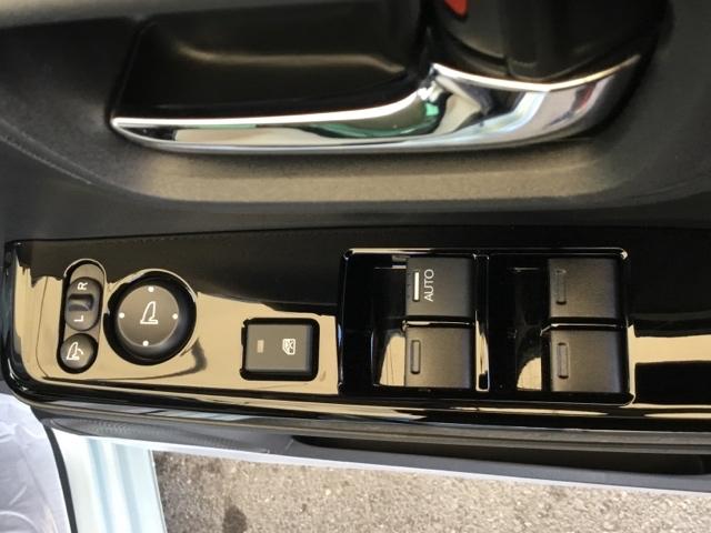 Ｎ－ＯＮＥ オリジナル　デモカー　クルコン　リアカメラ　純正ナビ　フルセグ　ＥＴＣ　前後ドラレコ　追突被害軽減ブレーキ　禁煙　オートクルーズコントロール　サイドエアバック　クリアランスソナー　ナビ＆ＴＶ　ＬＥＤライト　ＵＳＢ（25枚目）