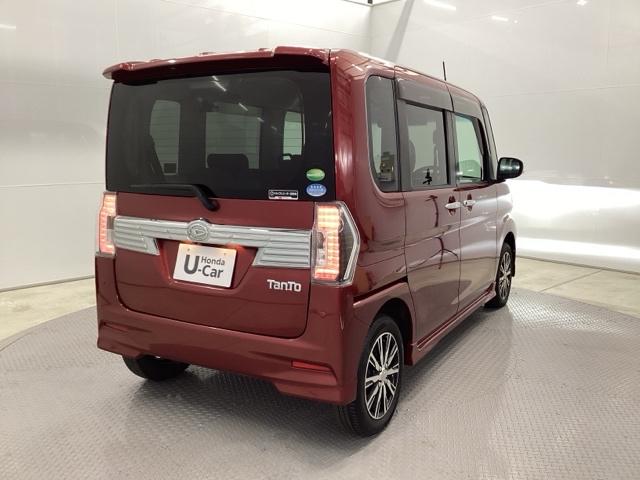 タント カスタムＸトップエディションＶＳＳＡＩＩＩ　リアカメラ　純正ナビ　フルセグ　シートヒーター　横滑り防止　衝突回避支援ブレーキ　両側オートスライドドア　地デジ　オートエアコン　スマートキー　ＬＥＤ　ドライブレコーダー　キーフリーシステム　ナビＴＶ（8枚目）