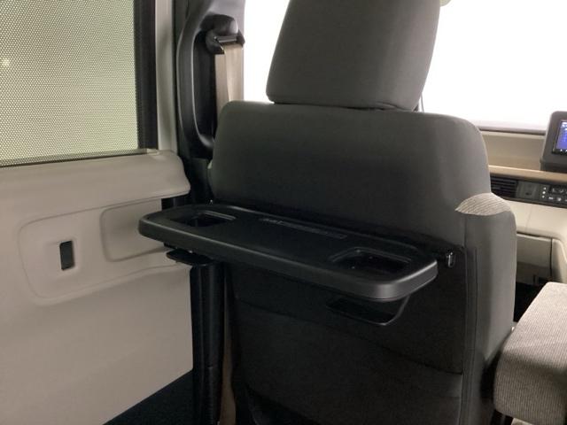 Ｎ－ＢＯＸ ベースグレード　両側電動スライドドア　社外ナビ　フルセグ　衝突軽減システム　スマートキ－　カーテンエアバック　イモビライザー　ＥＣＯモード　横滑り防止　オートクルーズ　ＬＥＤヘッドライト　キーフリー　地デジ　ＡＢＳ（30枚目）