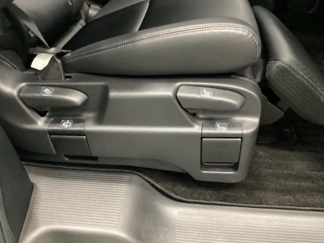 �Q��ڂ̓v���~�A���N���[�h���V�[�g�ł��B�����O�X���C�h�@�\��w������̒��܂�@�\�A�I�b�g�}�����t���������Ȃł��B