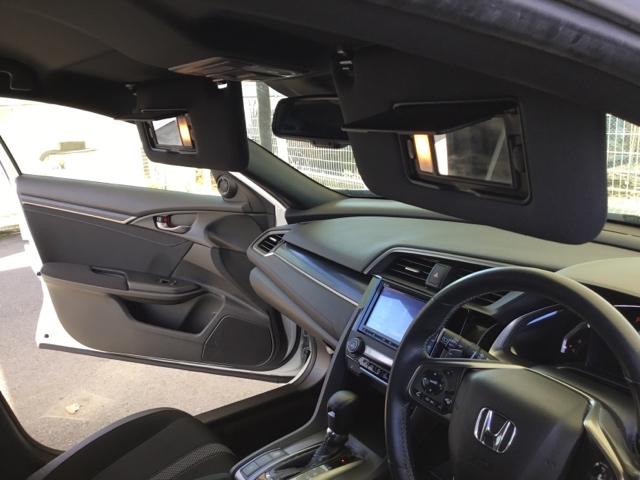 �T���o�C�U�[�ɂ́A�g�����Ȃ݂𐮂���ۂɕ֗��ȃo�j�e�B�~���[���t���Ă��܂��B