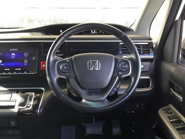 �y���F�g�d�u�z���s�V�[���ɍ��킹�āA�d�u�E�n�C�u���b�h�E�G���W���̂R�̃��[�h�������Ő؂�ւ���̂ŁA�X��肩�獂�����s�܂ŃX���[�Y�ȃh���C�u���y���߂܂���I