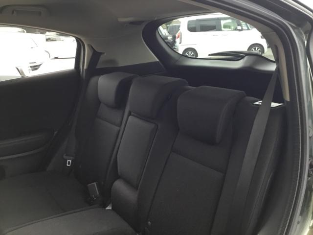 ヴェゼル ハイブリッドＸ　あんしんパッケージ　クルコン　社外ナビ　リヤカメラ　Ａクルーズ　セキュリティアラーム　ＶＳＡ　アイドリングＳＴＯＰ　ナビＴＶ　スマートキ　サイドエアバッグ　ＤＶＤ再生機能　ＬＥＤライト　Ｗエアバッグ（12枚目）