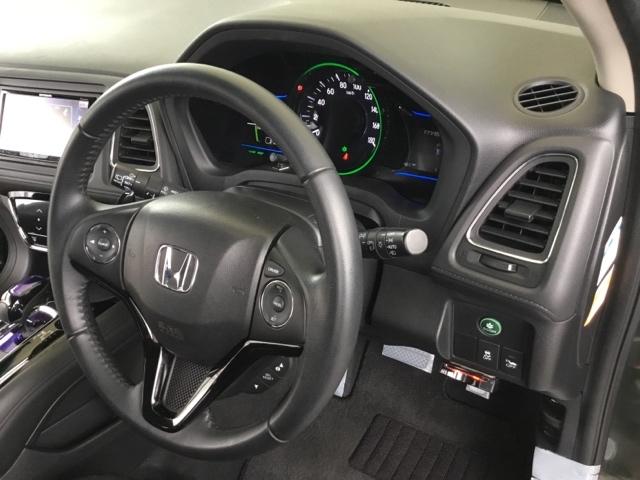 ヴェゼル ハイブリッドＸ　あんしんパッケージ　クルコン　社外ナビ　リヤカメラ　Ａクルーズ　セキュリティアラーム　ＶＳＡ　アイドリングＳＴＯＰ　ナビＴＶ　スマートキ　サイドエアバッグ　ＤＶＤ再生機能　ＬＥＤライト　Ｗエアバッグ（26枚目）