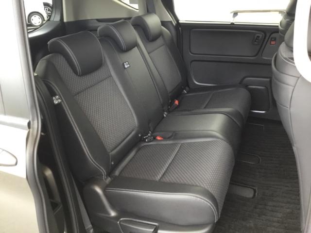 フリード＋ハイブリッド ハイブリッドＧ・ホンダセンシング　両側電動スライドドア　純正ナビ　ドラレコ　ＥＴＣ　シートヒーター　衝突軽減　ＶＳＡ　Ｒカメラ　地デジ　盗難防止装置　スマ－トキ－　ＬＥＤヘッド　エアバッグ　クルーズコントロール　パワーステアリング（12枚目）