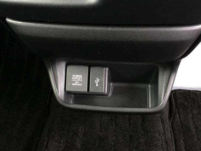 フリード＋ハイブリッド ハイブリッドＧ・ホンダセンシング　両側電動スライドドア　純正ナビ　ドラレコ　ＥＴＣ　シートヒーター　衝突軽減　ＶＳＡ　Ｒカメラ　地デジ　盗難防止装置　スマ－トキ－　ＬＥＤヘッド　エアバッグ　クルーズコントロール　パワーステアリング（19枚目）