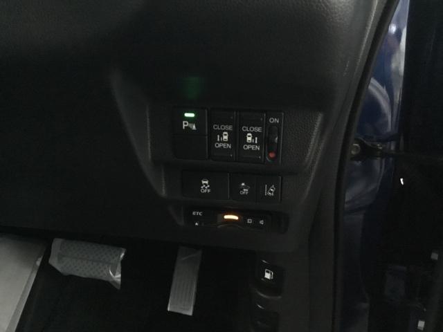 フリード＋ Ｇ・ホンダセンシング　両側電動スライドドア　クルコン　障害物センサー　バックカメラ　ドラレコ　ＥＴＣ　ディスプレイオーディオ　プリクラッシュ　Ｂモニター　両側オートスライドドア　パワーウインド　スマートキー　両席エアバック（24枚目）