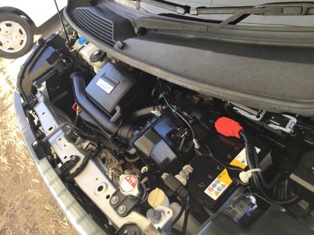 エンジンルームもしっかり洗浄していますので、覗いてみてください。