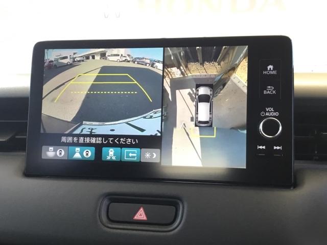 マルチビューカメラを搭載ですので、まるで見下ろし映像のように車両の周囲を確認できます。