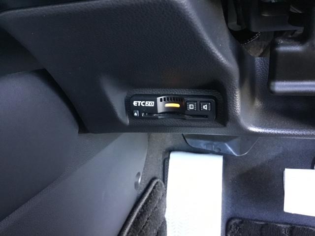 ＥＴＣ２．０が標準装備です。高速道路の渋滞情報などをナビとリンクして画面でお知らせします。