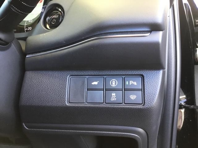 【Ｈｏｎｄａ　ＳＥＮＳＩＮＧ】いつもの道で、高速道路などで、安心・快適な運転を支援します。先進の安全運転機能システム搭載。