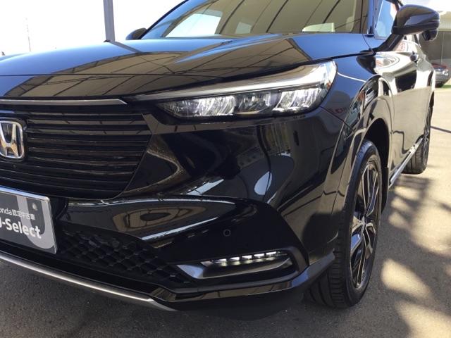 明るく消費電力も少ない【ＬＥＤヘッドライト】。雨天時にも明るく照らしてくれます。