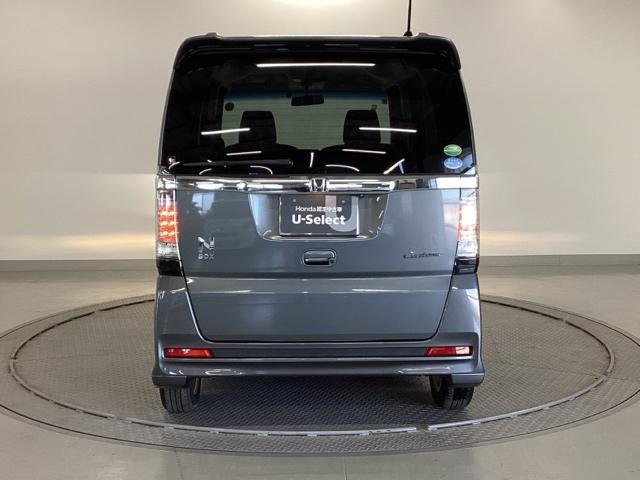 Ｎ－ＢＯＸカスタム Ｇ・Ｌパッケージ　純正ナビ　ワンセグ　リアカメラ　ナビ・ＴＶ　スマキ－　フロントベンチシート　パワーウィンドウ　片側電動両側スライドドア　盗難防止システム　オートエアコン　パワステ　ＤＶＤ再生可　キーレスエントリー（9枚目）