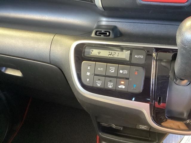 Ｎ－ＢＯＸカスタム Ｇ・Ｌパッケージ　純正ナビ　ワンセグ　リアカメラ　ナビ・ＴＶ　スマキ－　フロントベンチシート　パワーウィンドウ　片側電動両側スライドドア　盗難防止システム　オートエアコン　パワステ　ＤＶＤ再生可　キーレスエントリー（13枚目）