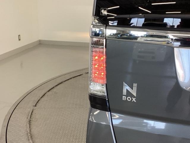 Ｎ－ＢＯＸカスタム Ｇ・Ｌパッケージ　純正ナビ　ワンセグ　リアカメラ　ナビ・ＴＶ　スマキ－　フロントベンチシート　パワーウィンドウ　片側電動両側スライドドア　盗難防止システム　オートエアコン　パワステ　ＤＶＤ再生可　キーレスエントリー（34枚目）