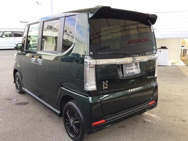 N-BOXカスタム GSSブラックスタイルパッケージ 両側電動スライドドア リアカメラ 純正ナビ フルセグ ETC 左右パワースライド ナビTV 前席シートヒーター AAC パワステ パワーウィンドウ キーフリー 横滑り防止 エコアイドル スマートキー(7枚目)