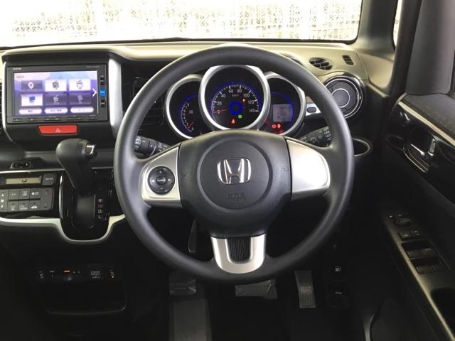 N-BOXカスタム GSSブラックスタイルパッケージ 両側電動スライドドア リアカメラ 純正ナビ フルセグ ETC 左右パワースライド ナビTV 前席シートヒーター AAC パワステ パワーウィンドウ キーフリー 横滑り防止 エコアイドル スマートキー(16枚目)