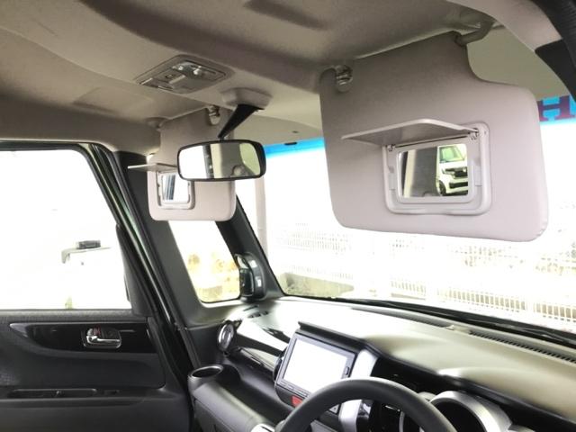 N-BOXカスタム GSSブラックスタイルパッケージ 両側電動スライドドア リアカメラ 純正ナビ フルセグ ETC 左右パワースライド ナビTV 前席シートヒーター AAC パワステ パワーウィンドウ キーフリー 横滑り防止 エコアイドル スマートキー(28枚目)