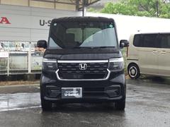 お客様に安全で快適なカーライフをお送りいただくために、中古車にも高いレベルの品質基準を設け、その基準に従って、全ての中古車について納車前整備を実施しています。 6