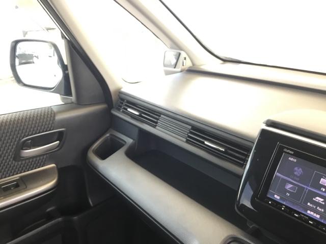 ステップワゴンスパーダ スパーダホンダセンシング クルコン 純正ナビ 後席モニター ETC 盗難防止 助手席エアバッグ Wパワスラ リアオートエアコン サイドエアバッグ LEDライト 横滑り防止システム オートエアコン リアカメラ 三列シート スマ鍵(27枚目)