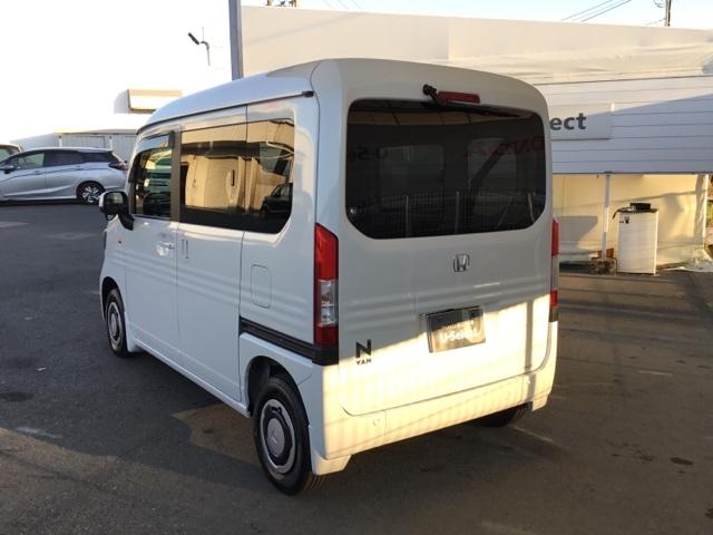 Ｎ－ＶＡＮ＋スタイル ファン　デモカー　クルコン　バックカメラ　純正ナビ　フルセグ　前後ドラレコ　ベッドキット　追突軽減ブレーキ　Ｂカメ　キーフリー　ＷＳＲＳ　ＤＶＤ再生　ＬＥＤヘッドランプ　ＵＳＢポート　運転席エアバッグ　禁煙（7枚目）