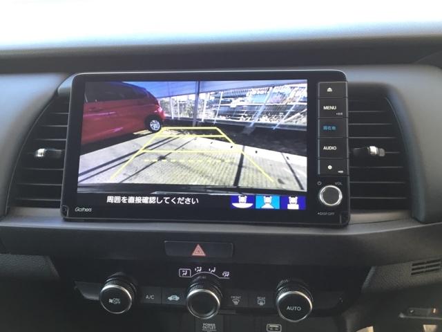 フィット ｅ：ＨＥＶホーム　純正ナビ　フルセグ　ＥＴＣ　ドラレコ　前後誤発進抑制機能　クリソナ　助手席エアバッグ　運転席エアバッグ　アイドリングストップ　ＬＥＤライト　ＵＳＢ接続　バックカメラ　ＡＢＳ　サイドエアバッグ　キーレス（20枚目）