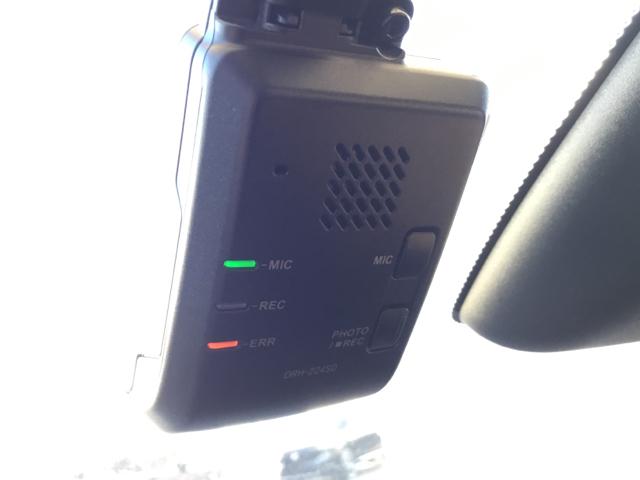 フィット ｅ：ＨＥＶホーム　純正ナビ　フルセグ　ＥＴＣ　ドラレコ　前後誤発進抑制機能　クリソナ　助手席エアバッグ　運転席エアバッグ　アイドリングストップ　ＬＥＤライト　ＵＳＢ接続　バックカメラ　ＡＢＳ　サイドエアバッグ　キーレス（25枚目）