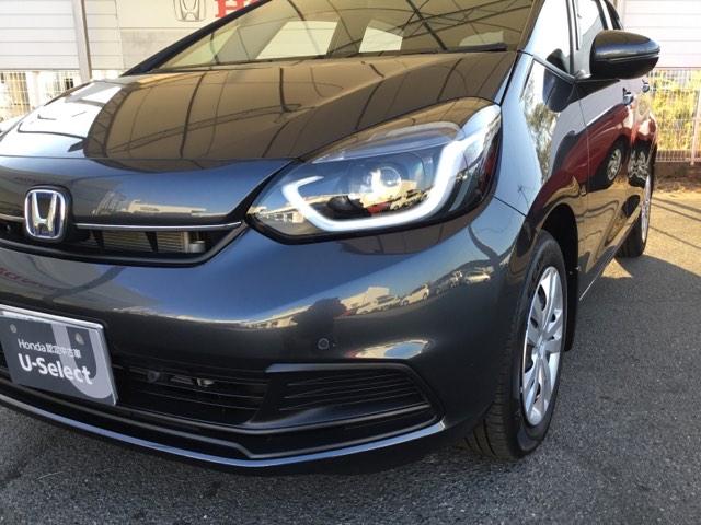 フィット ｅ：ＨＥＶホーム　純正ナビ　フルセグ　ＥＴＣ　ドラレコ　前後誤発進抑制機能　クリソナ　助手席エアバッグ　運転席エアバッグ　アイドリングストップ　ＬＥＤライト　ＵＳＢ接続　バックカメラ　ＡＢＳ　サイドエアバッグ　キーレス（33枚目）