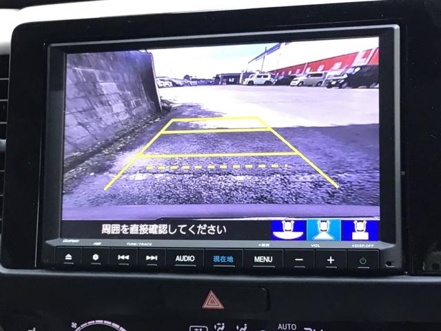 ｅ：ＨＥＶホーム２０周年特別仕様車メゾン　ＤＶＤ再生　ＬＥＤヘッド　ワンオーナー車　横滑り防止装置　禁煙車　フルセグＴＶ　イモビ　サイドエアバック　キーレス　バックモニター　クルーズコントロール(11枚目)