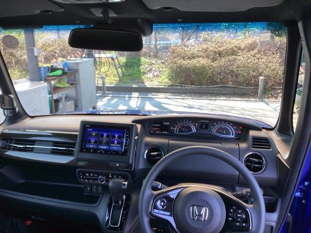 Ｎ－ＢＯＸカスタム Ｇ・Ｌホンダセンシング　純正メモリーナビ　バックカメラ　地デジＴＶ　整備記録簿　助手席エアバッグ　キーレス　シートＨ　アイドリングＳＴ　セキュリティーアラーム　スマ－トキ－　リアカメラ　ナビＴＶ　ＥＴＣ　前車追従機能　ＵＳＢ（3枚目）