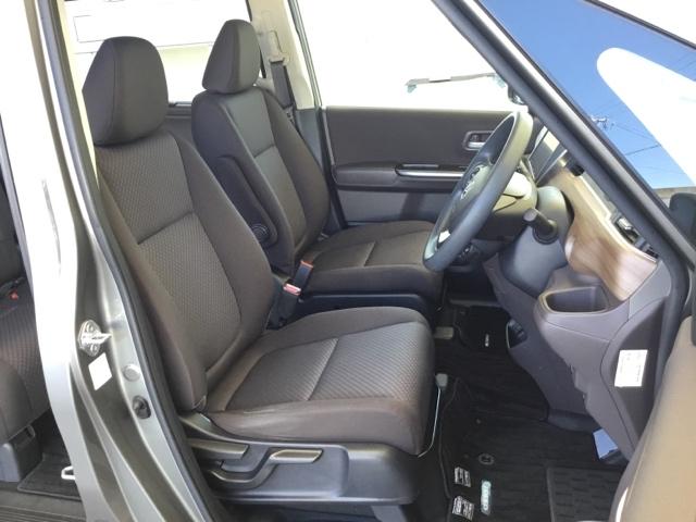 フリードハイブリッド ハイブリッド・Gホンダセンシング 片側ハンズフリースライドドア 純正ナビ ETC クルコン 衝突被害軽減B バックカメラ シートヒーター 軽減ブレーキ キーフリーシステム DVD再生可能 ECON 後カメラ Aクルーズ シートH(15枚目)