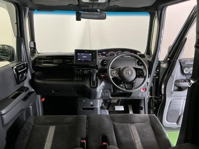 Ｎ－ＢＯＸカスタム Ｌ　Ｐソナー　サイドエアバッグ　Ａストップ　シートヒータ　ベンチシート　キーフリーシステム　ＬＥＤライト　リアカメ　クルーズコントロール　ＡＣ　スマキー　横滑り防止　パワーステアリング　ＡＢＳ（2枚目）