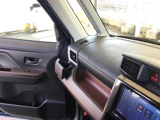 トール カスタムＧＳＡＩＩ　両側電動スライドドア　クルコン　社外ナビ　フルセグ　ＥＴＣ　Ｂカメ　横滑り防止　アイスト　両側オートスライドドア　スマートキープッシュスタート　ナビＴＶ　地デジ　クルーズコントロール　キーフリー（23枚目）