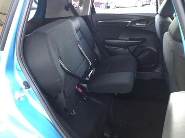 フィット １３Ｇ・Ｌホンダセンシング　クルコン　純正ナビ　フルセグ　ＥＴＣ　ドラレコ　ＤＶＤ再生可　ナビ＆ＴＶ　サイドカーテンエアバック　Ｄレコ　ＵＳＢ　リアカメラ　エアバック　パワーウインドウ　キーフリーシステム　ＬＥＤライト　ＶＳＡ（13枚目）