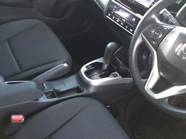 フィット １３Ｇ・Ｌホンダセンシング　クルコン　純正ナビ　フルセグ　ＥＴＣ　ドラレコ　ＤＶＤ再生可　ナビ＆ＴＶ　サイドカーテンエアバック　Ｄレコ　ＵＳＢ　リアカメラ　エアバック　パワーウインドウ　キーフリーシステム　ＬＥＤライト　ＶＳＡ（22枚目）