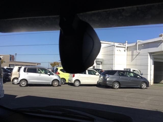 ヴェゼル ｅ：ＨＥＶＺ　クルコン　純正ナビ　フルセグ　ＥＴＣ　前後ドラレコ　シート＆ステアリングヒーター　衝突回避支援ブレーキ機能　スマキ　Ｐトランク　フルオートエアコン　Ｄレコ　エアバッグ　両席エアバック　Ｒカメ　ソナー（30枚目）