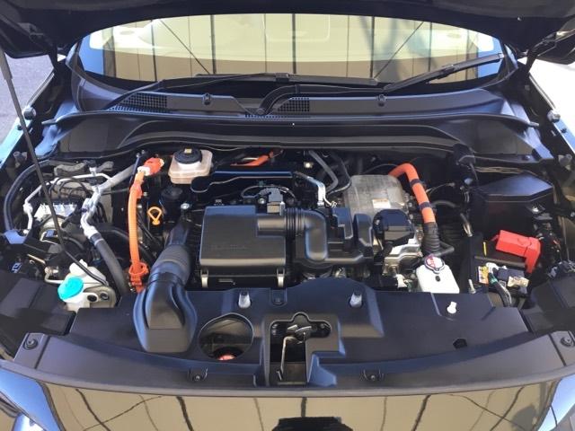 ヴェゼル ｅ：ＨＥＶＺ　クルコン　純正ナビ　フルセグ　ＥＴＣ　前後ドラレコ　シート＆ステアリングヒーター　衝突回避支援ブレーキ機能　スマキ　Ｐトランク　フルオートエアコン　Ｄレコ　エアバッグ　両席エアバック　Ｒカメ　ソナー（37枚目）